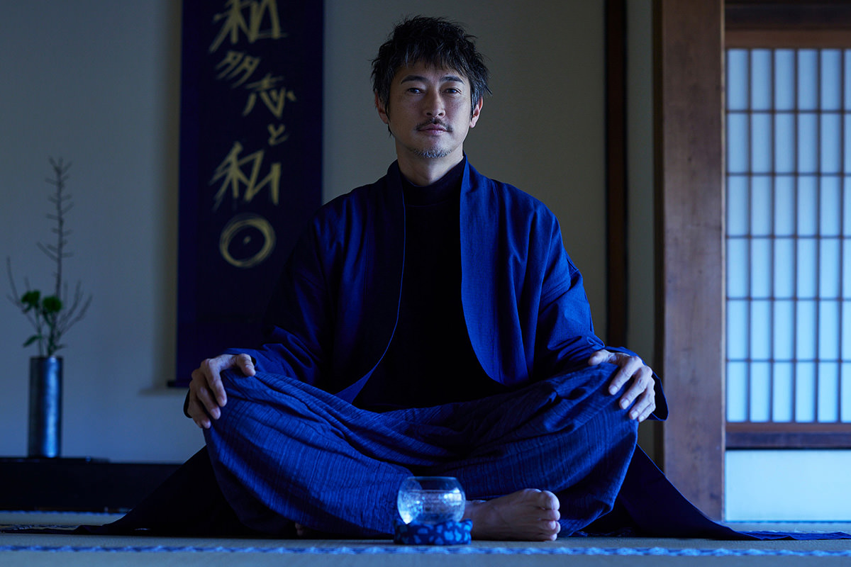 京表具 井上光雅堂 × BUAISOU × 窪塚洋介による掛け軸「和多志と私」「夢の向こう側」